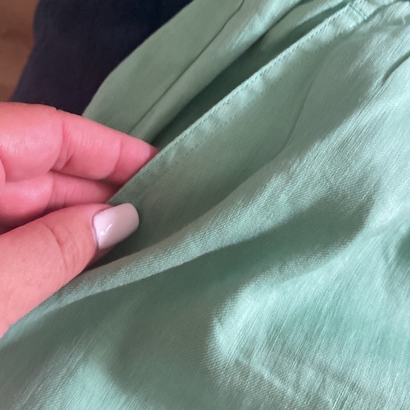 Vince Shorts Vince Linen Blend Pull on Shorts. NWOT. Size XL - Picture 3 of 8